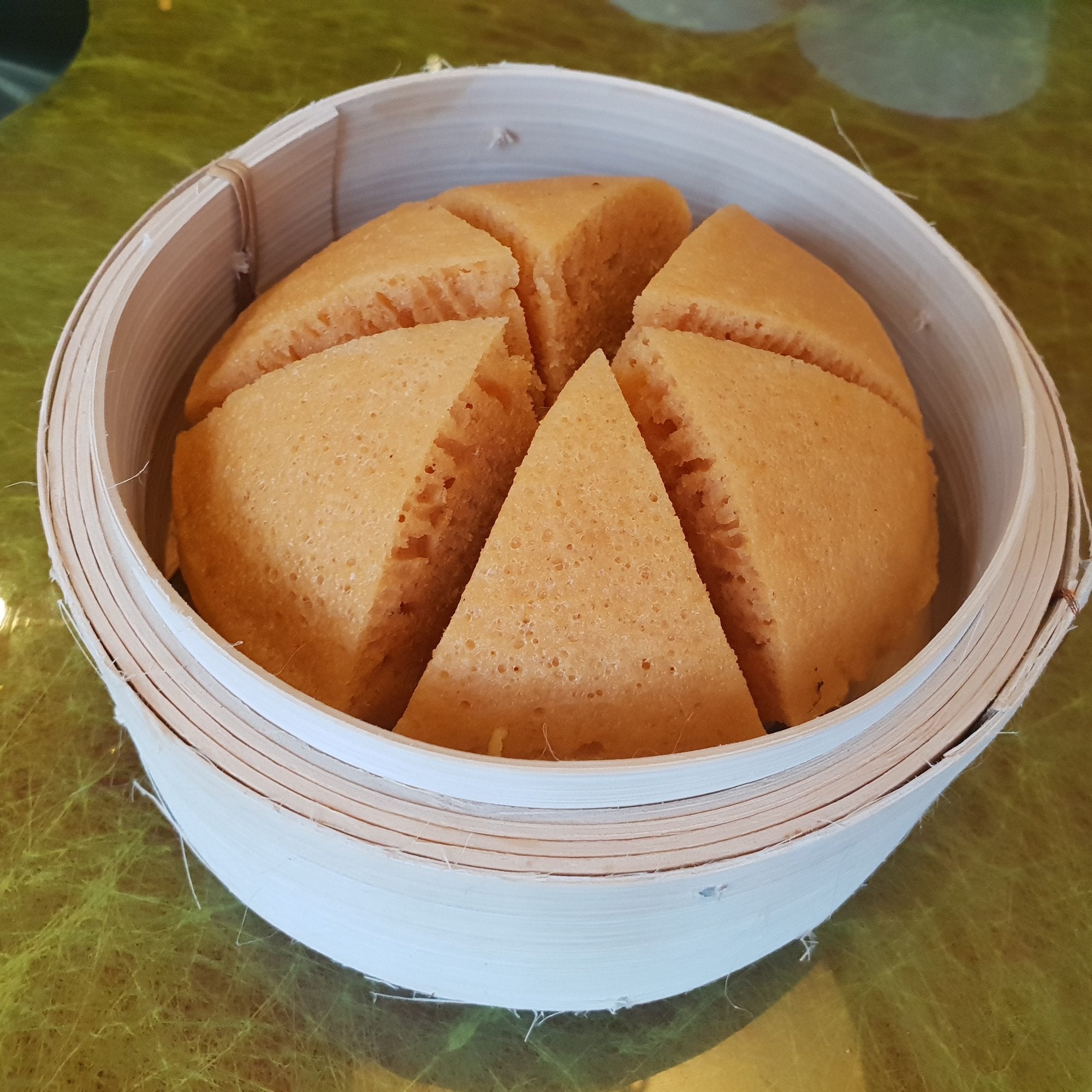 Malaysian Puteri Ayu - Pandan Sponge Cake - Global Kitchen Travels